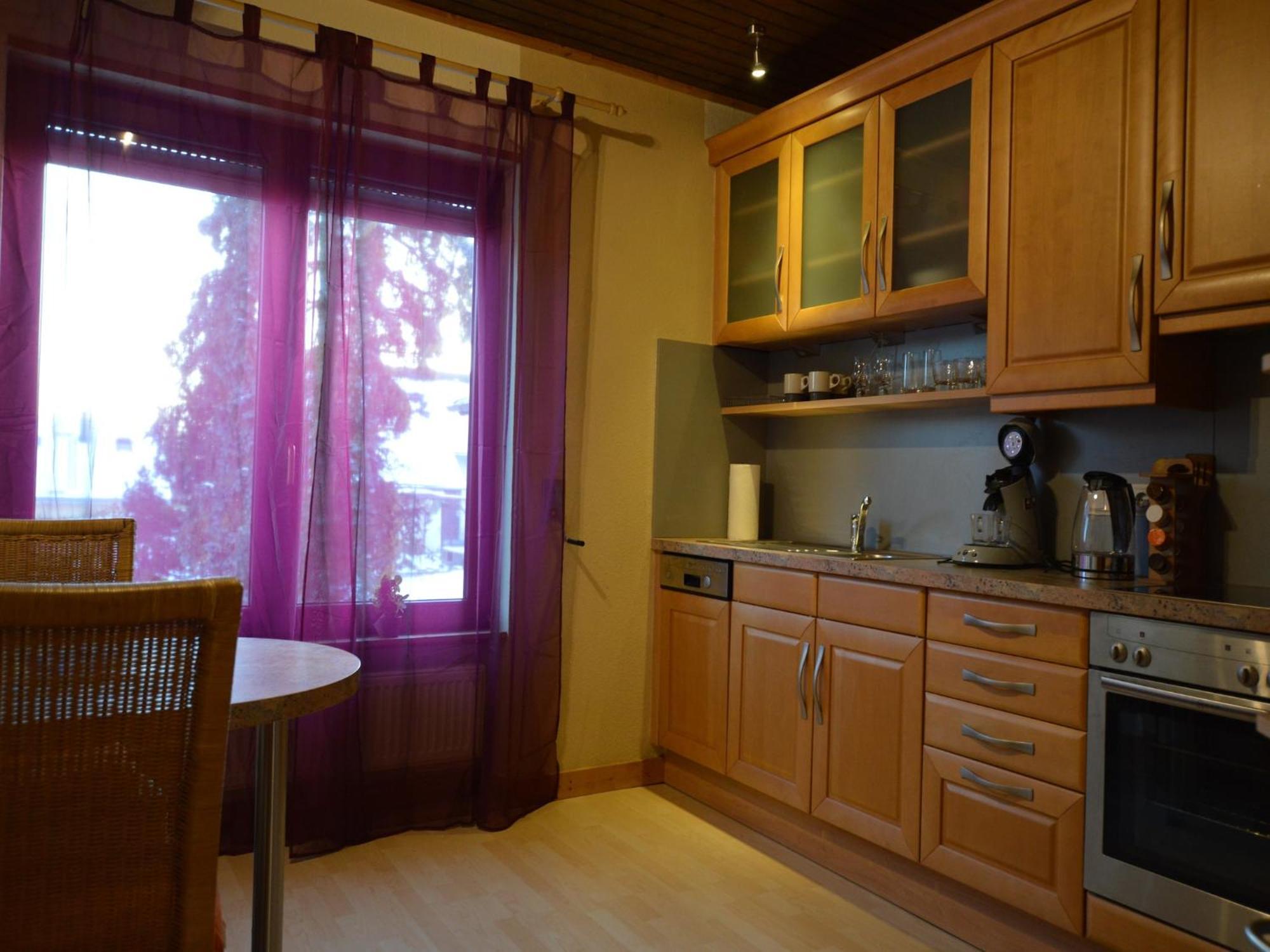 Cosy Apartment In Manderscheid With Balcony Ngoại thất bức ảnh