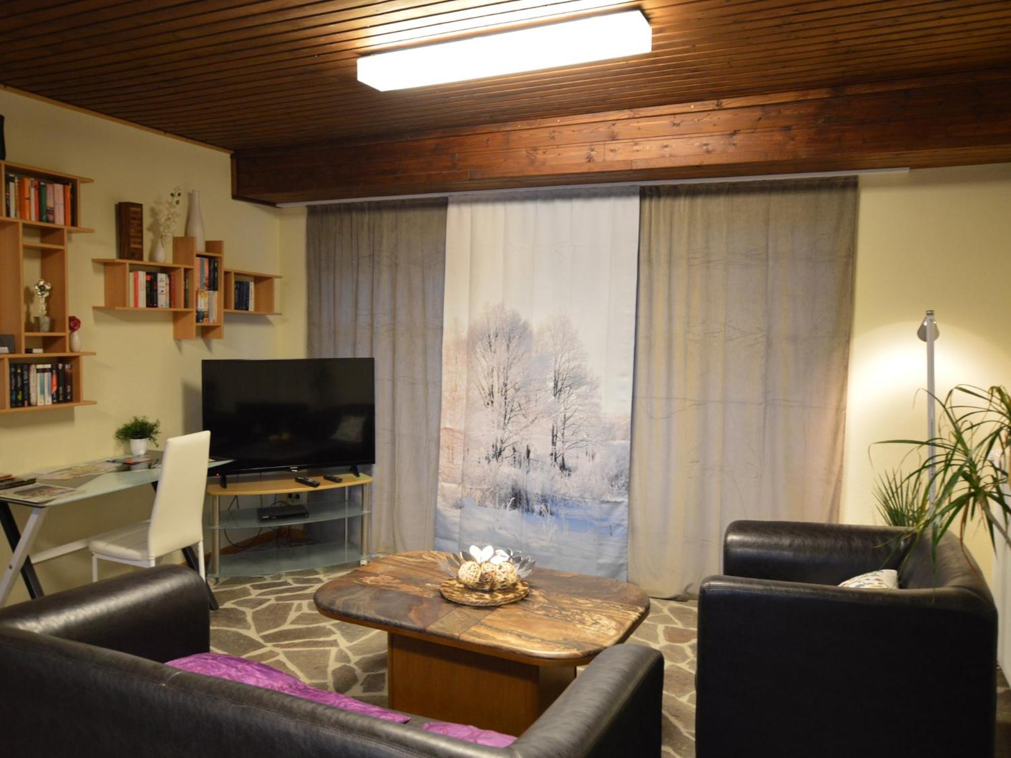 Cosy Apartment In Manderscheid With Balcony Ngoại thất bức ảnh
