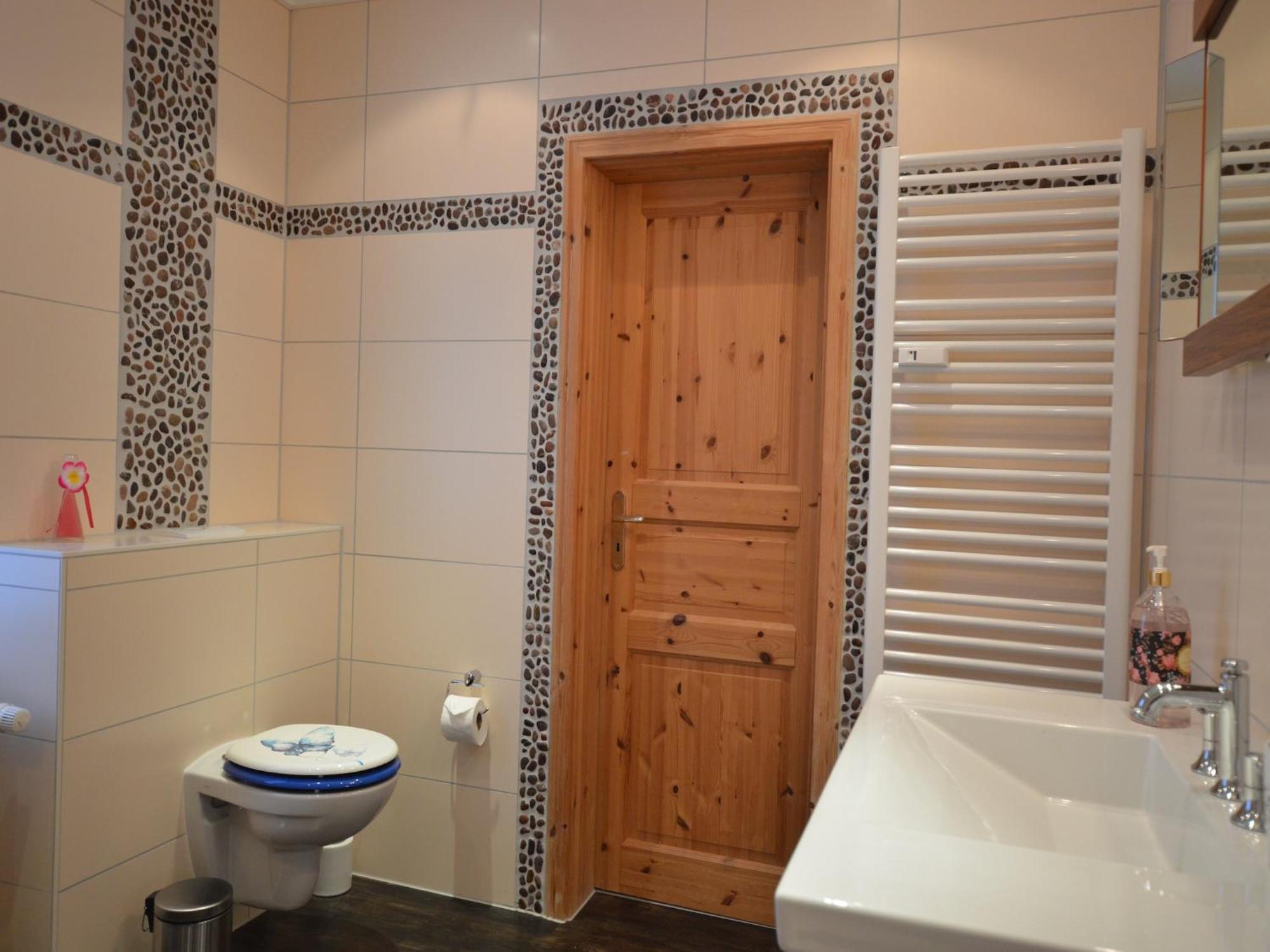 Cosy Apartment In Manderscheid With Balcony Ngoại thất bức ảnh