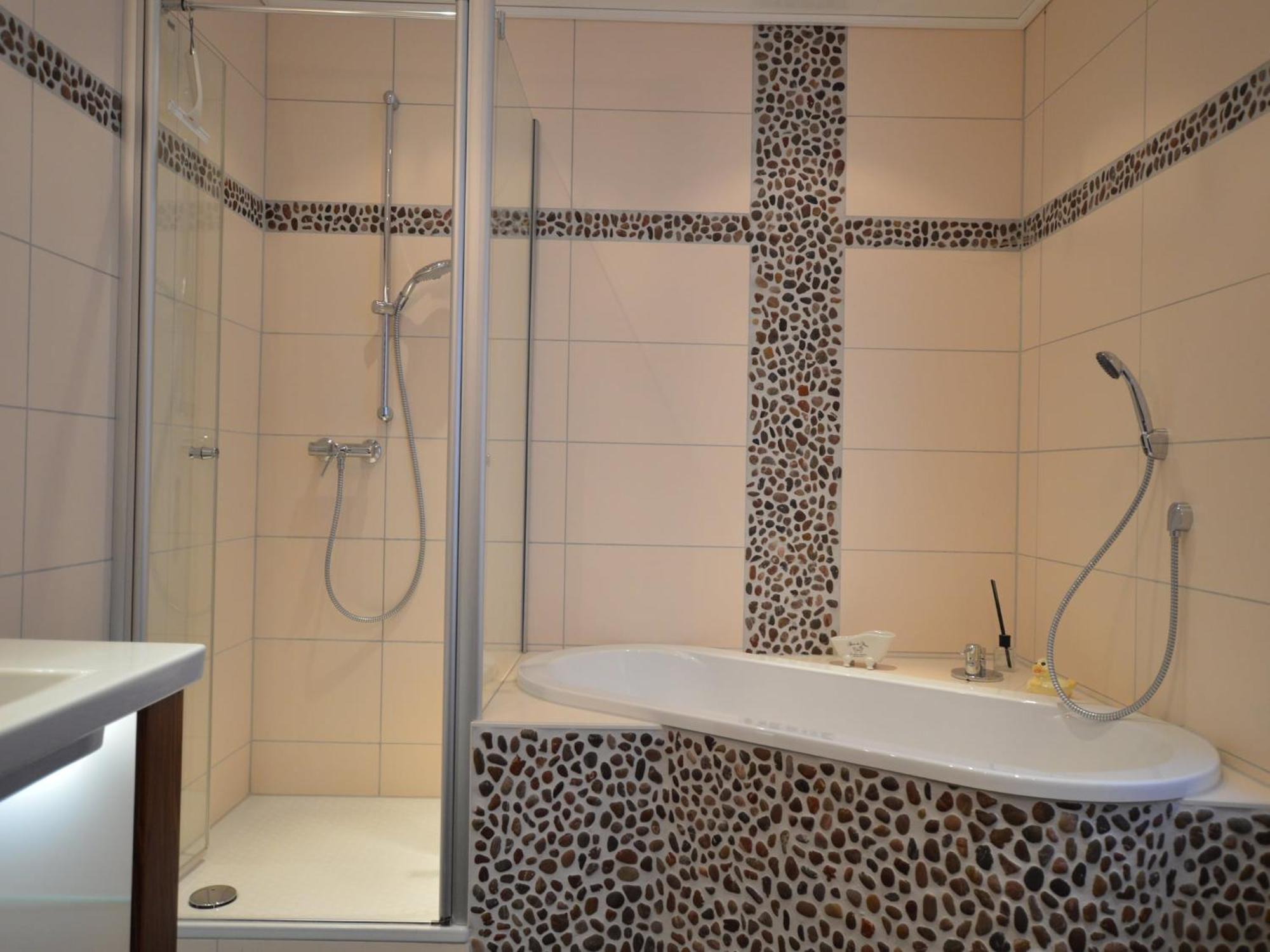 Cosy Apartment In Manderscheid With Balcony Ngoại thất bức ảnh